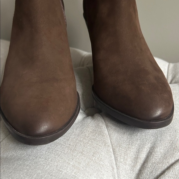 New! Lucky Brand boots - Picture 2 of 9